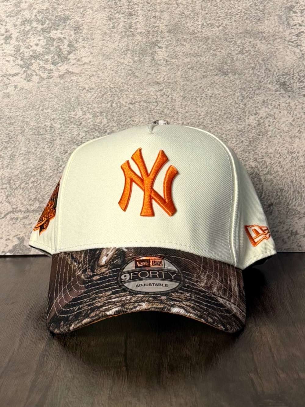 New Era New York Yankees Mossy Oak Camo Visor 1999 World Series 9FORTY Snapback